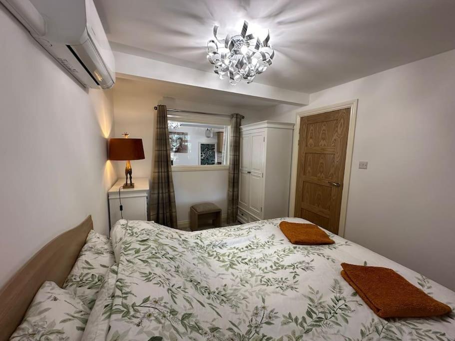 Thee Olde Cow Shed Cottingham, Central Location, 500 Meters From Cottingham Train Station, Close To Hull & Beverly, Free Parking & Wi-Fi , Entire Detached Property 外观 照片